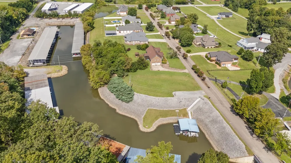 3237 Waterfront Dr Chattanooga, TN 37419