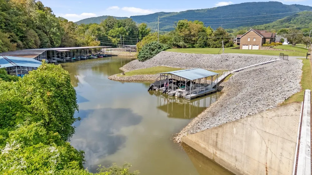 3237 Waterfront Dr Chattanooga, TN 37419