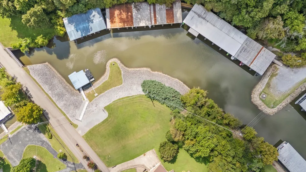 3237 Waterfront Dr Chattanooga, TN 37419