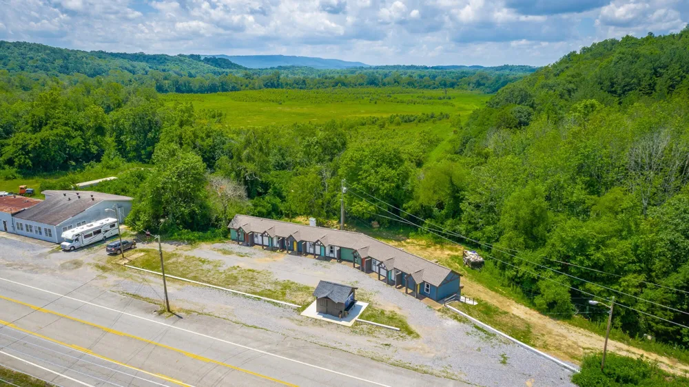 5640 Us 41 Jasper, TN 37347