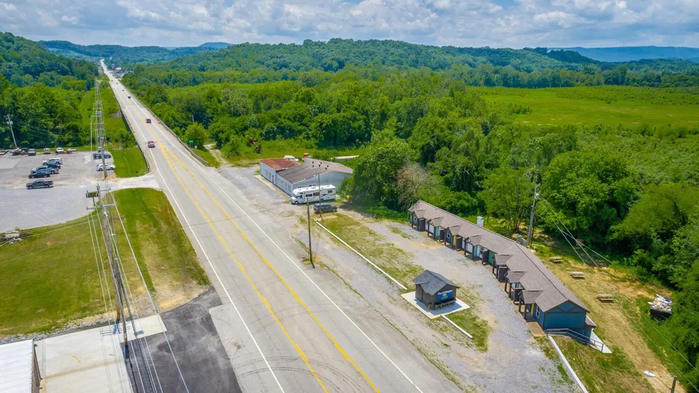 5640 Us 41 Jasper, TN 37347