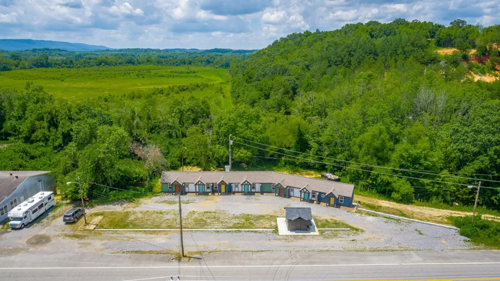 5640 Us 41 Jasper, TN 37347