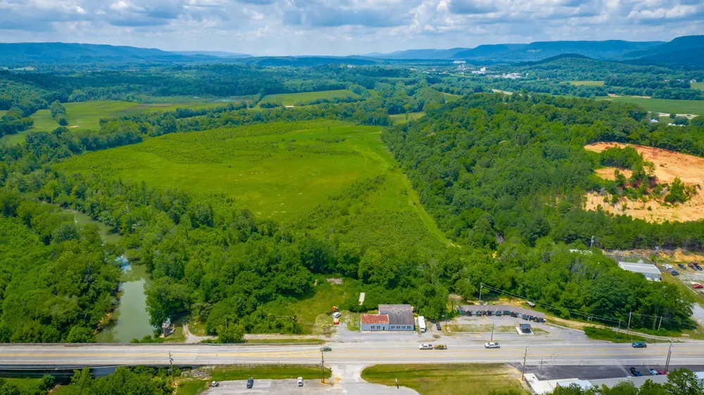 5640 Us 41 Jasper, TN 37347