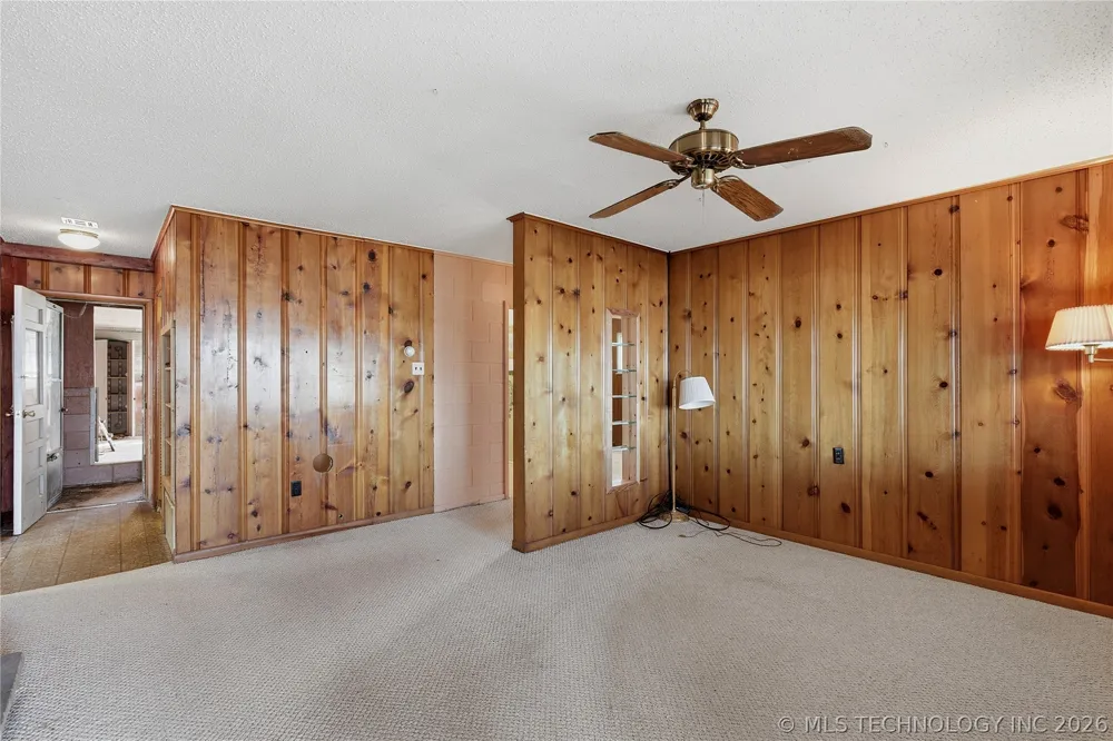 32262 E 720 ROAD Wagoner, OK 74467