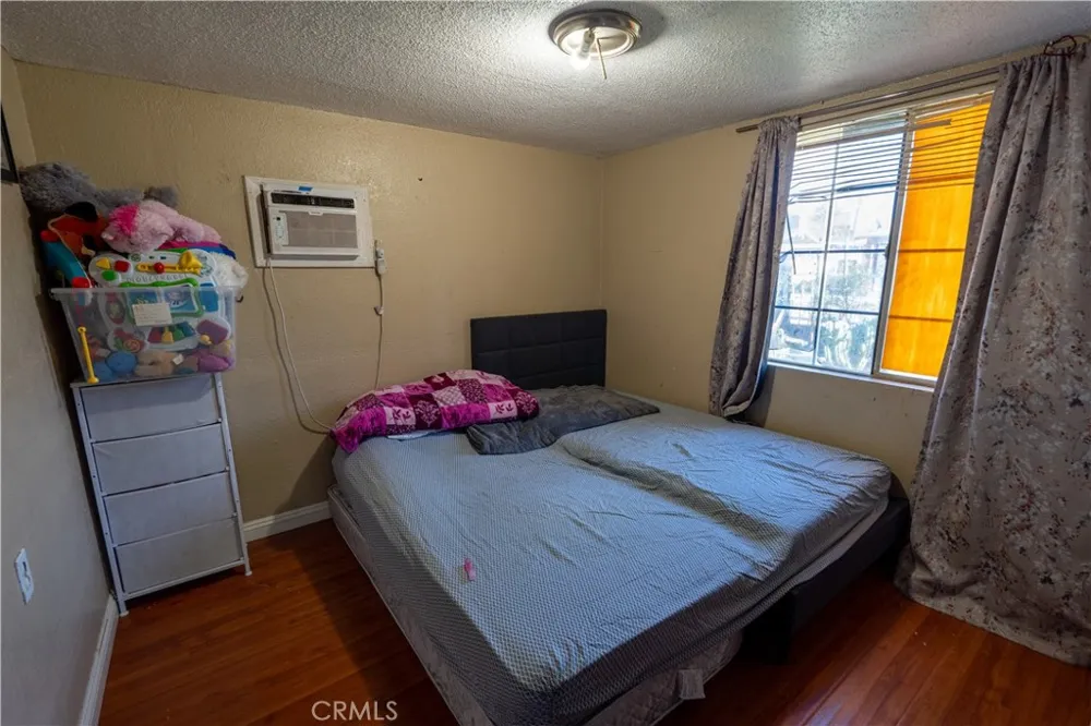 3895 Twining Jurupa Valley, CA 92509