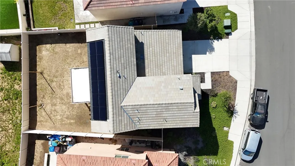 15594 Raptor Moreno Valley, CA 92551