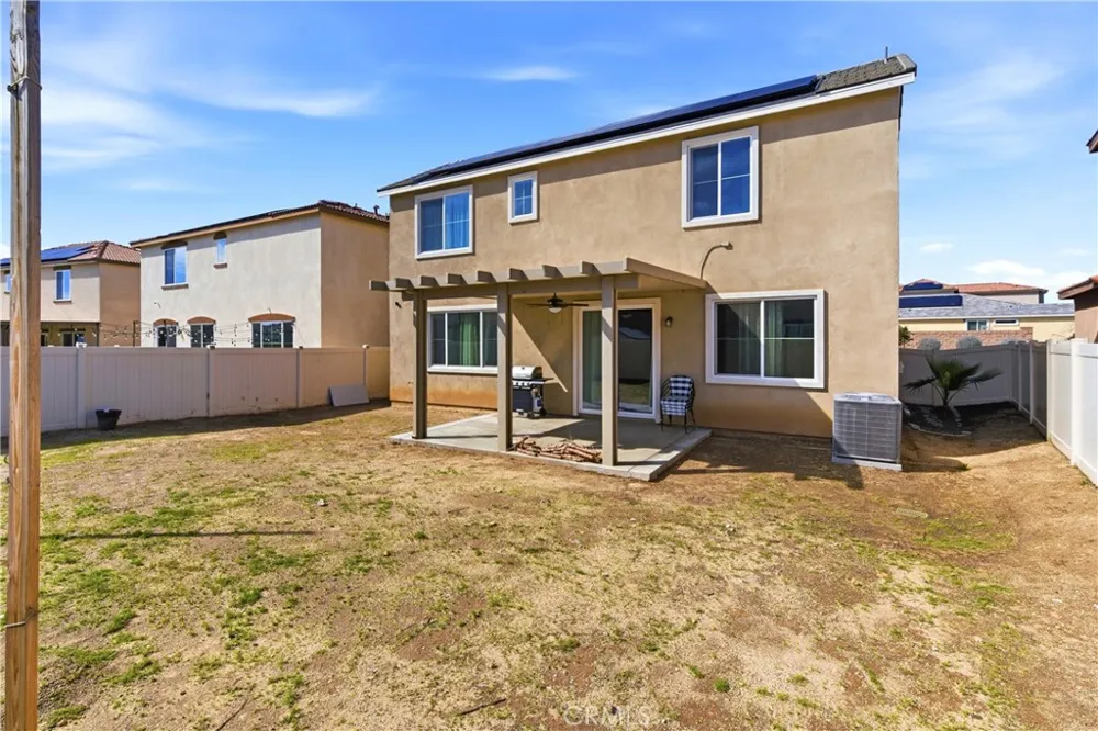 15594 Raptor Moreno Valley, CA 92551