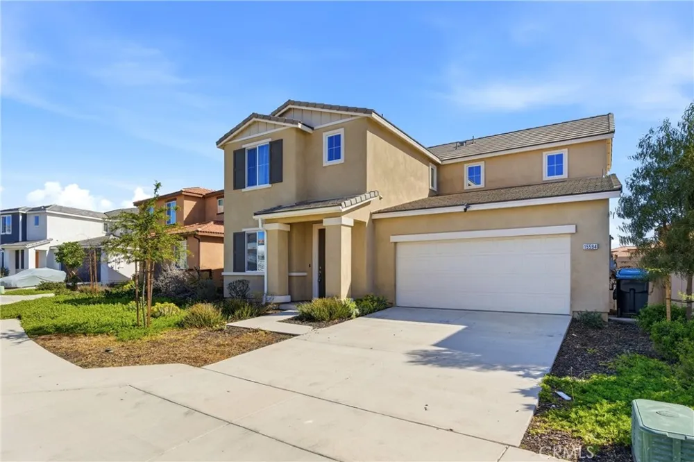 15594 Raptor Moreno Valley, CA 92551