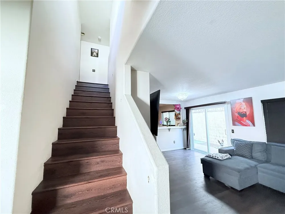 25323 Bayside Harbor City, CA 90710