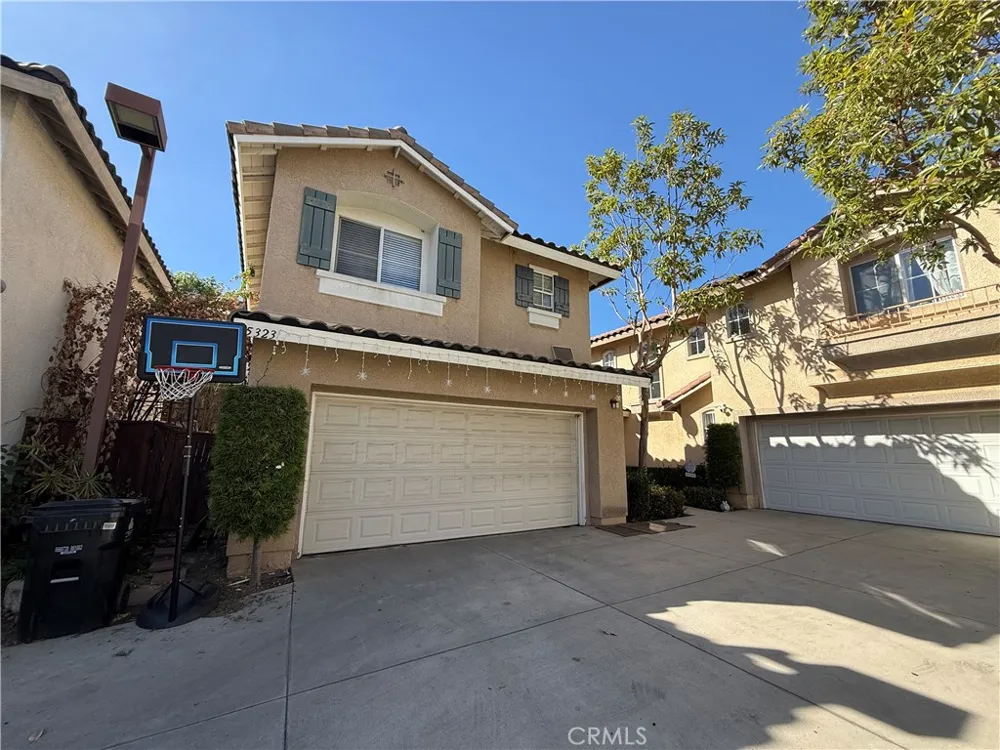 25323 Bayside Harbor City, CA 90710