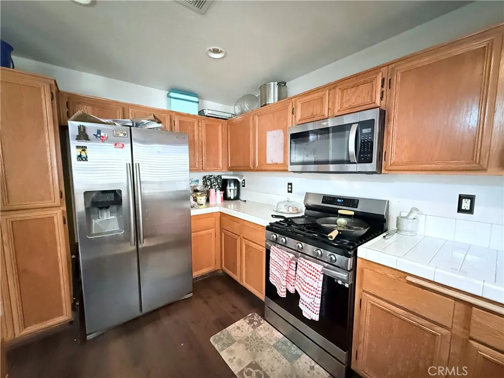 25323 Bayside Harbor City, CA 90710