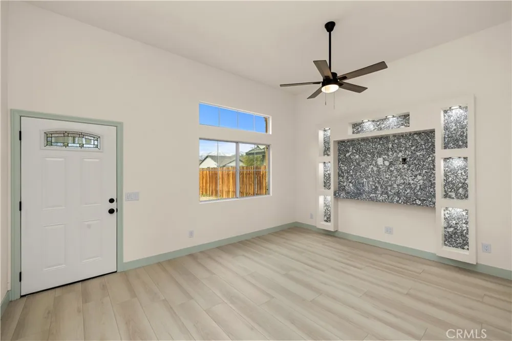 13780 Del Ray Desert Hot Springs, CA 92240