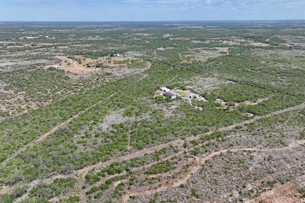 185 West Lake Ranch Road Sandia, TX 78383