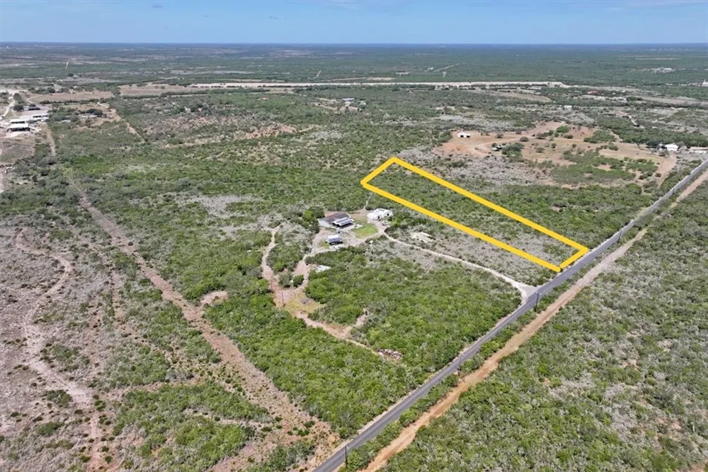 185 West Lake Ranch Road Sandia, TX 78383