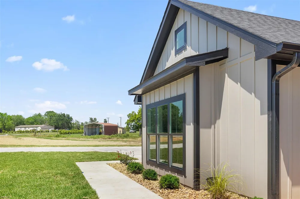 103 Pueblo Drive Caldwell, TX 77836