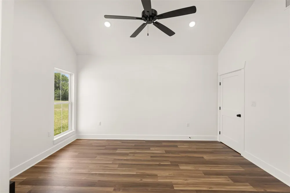 103 Pueblo Drive Caldwell, TX 77836