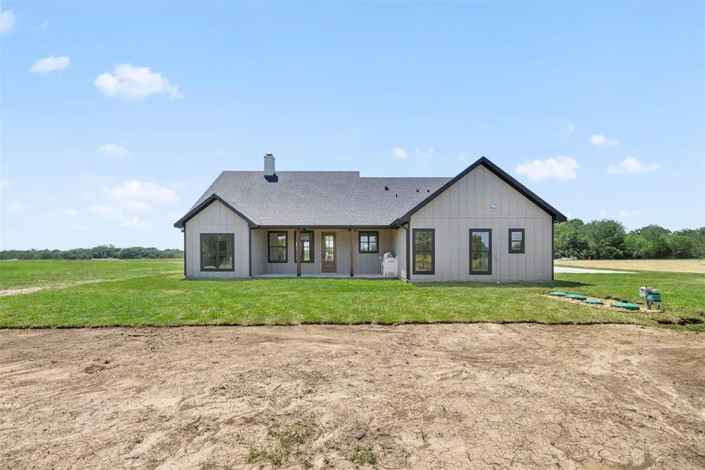 103 Pueblo Drive Caldwell, TX 77836