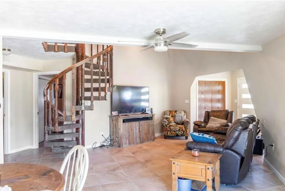 503 Rabbit Run Rd Victoria, TX 77905