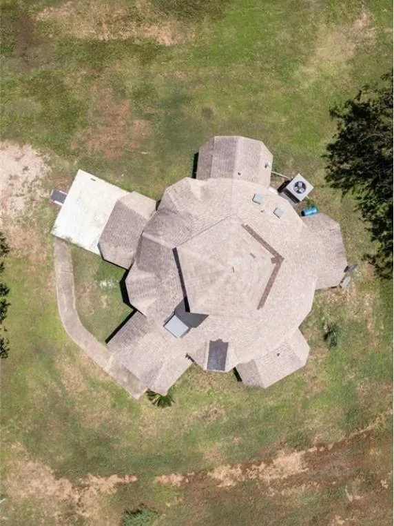 503 Rabbit Run Rd Victoria, TX 77905