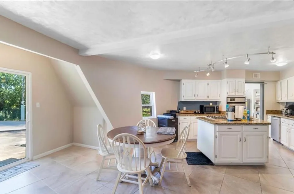 503 Rabbit Run Rd Victoria, TX 77905