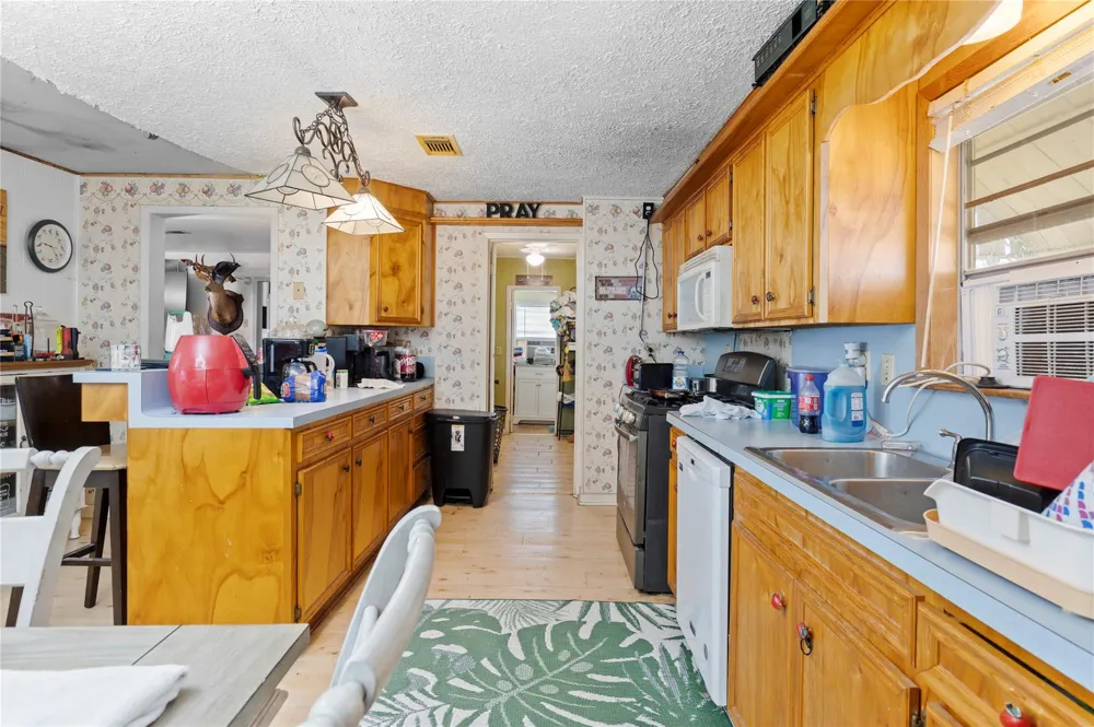 11281 Highway 150 Shepherd, TX 77371