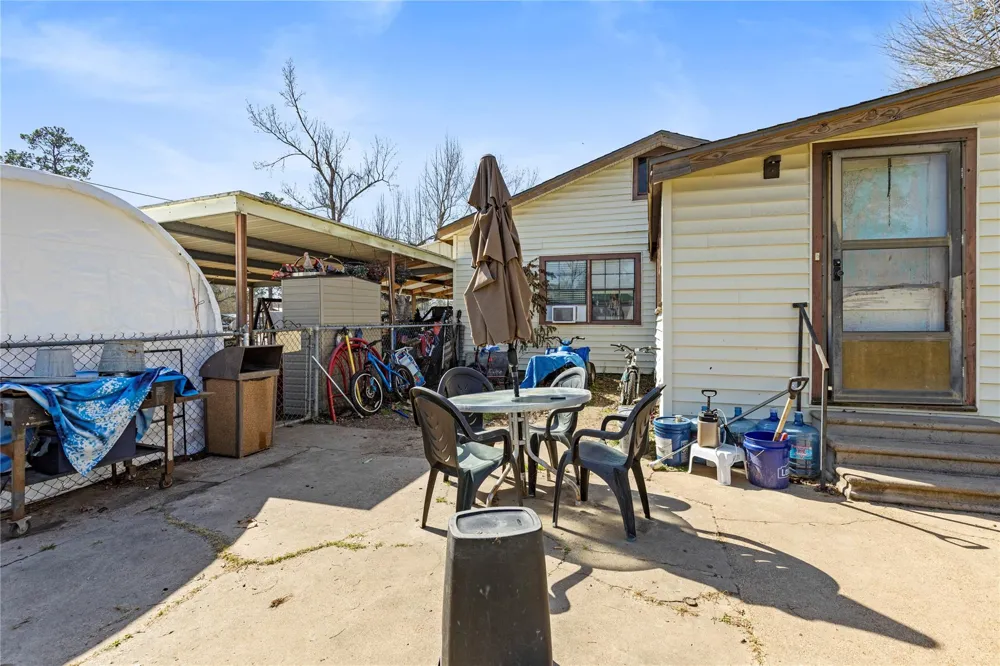 11281 Highway 150 Shepherd, TX 77371