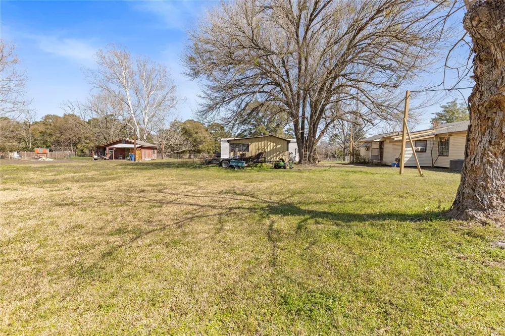 11281 Highway 150 Shepherd, TX 77371