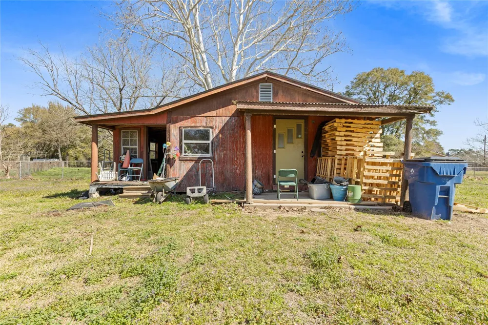 11281 Highway 150 Shepherd, TX 77371