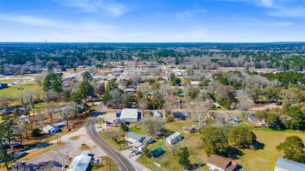 11281 Highway 150 Shepherd, TX 77371