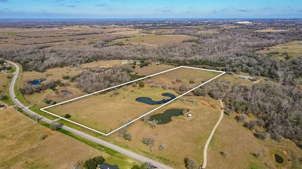 38604 Fm 3346 Road Hempstead, TX 77445
