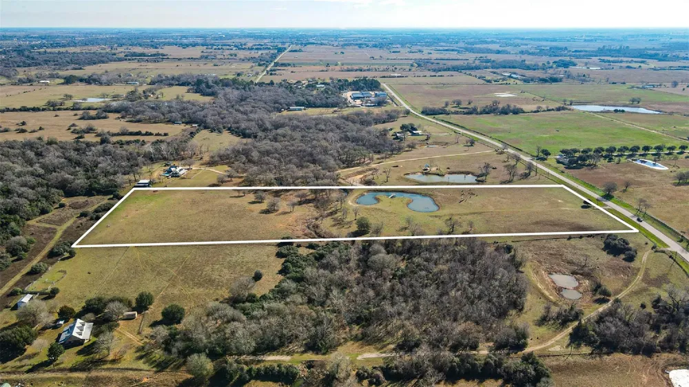 38604 Fm 3346 Road Hempstead, TX 77445