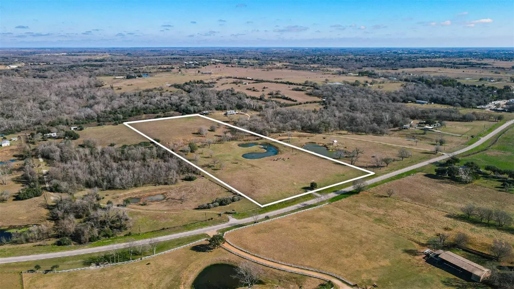 38604 Fm 3346 Road Hempstead, TX 77445
