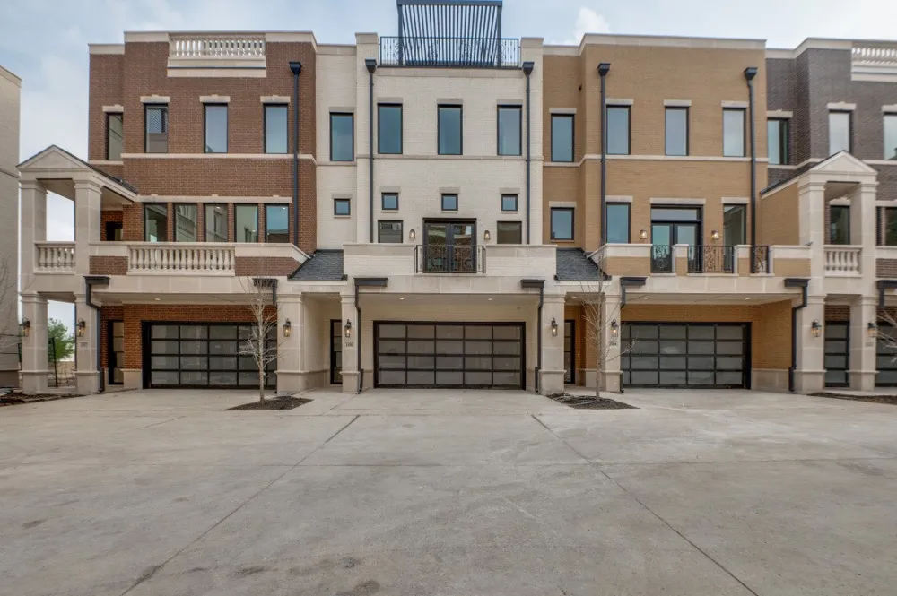 250 E Dallas Road #121 Grapevine, TX 76051