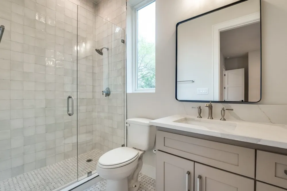 250 E Dallas Road #121 Grapevine, TX 76051