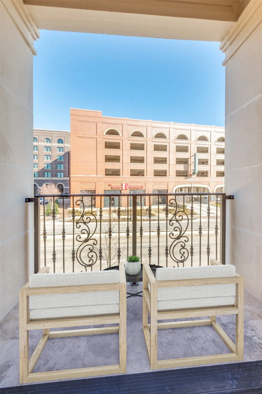 250 E Dallas Road #112 Grapevine, TX 76051