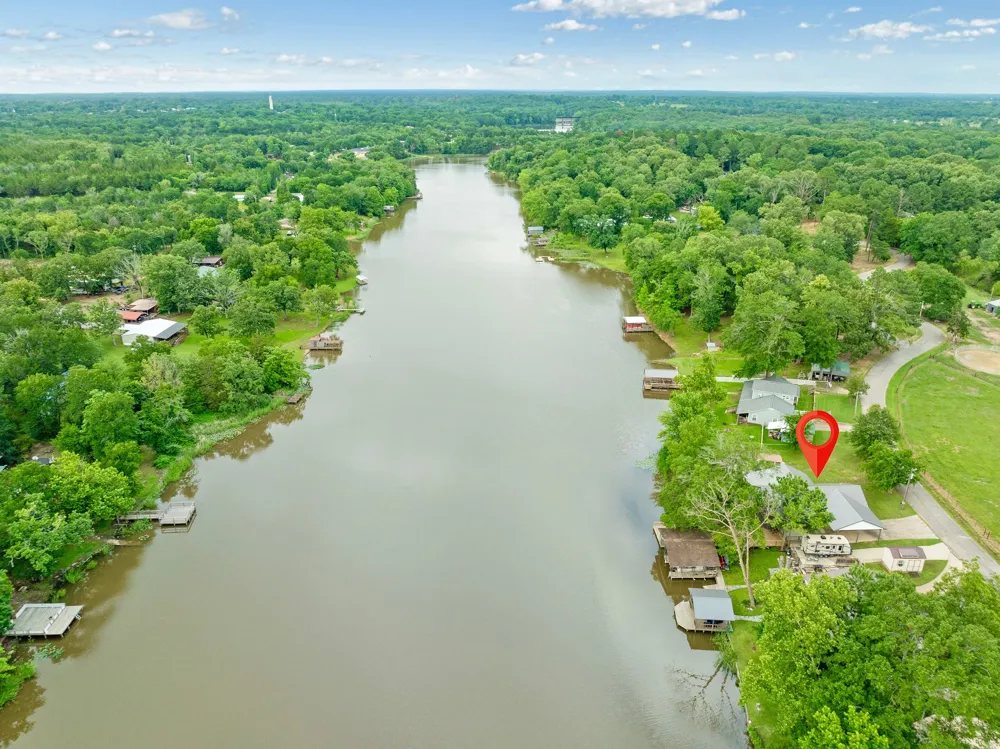 1205 Lakeside Drive Fort Towson, OK 74735