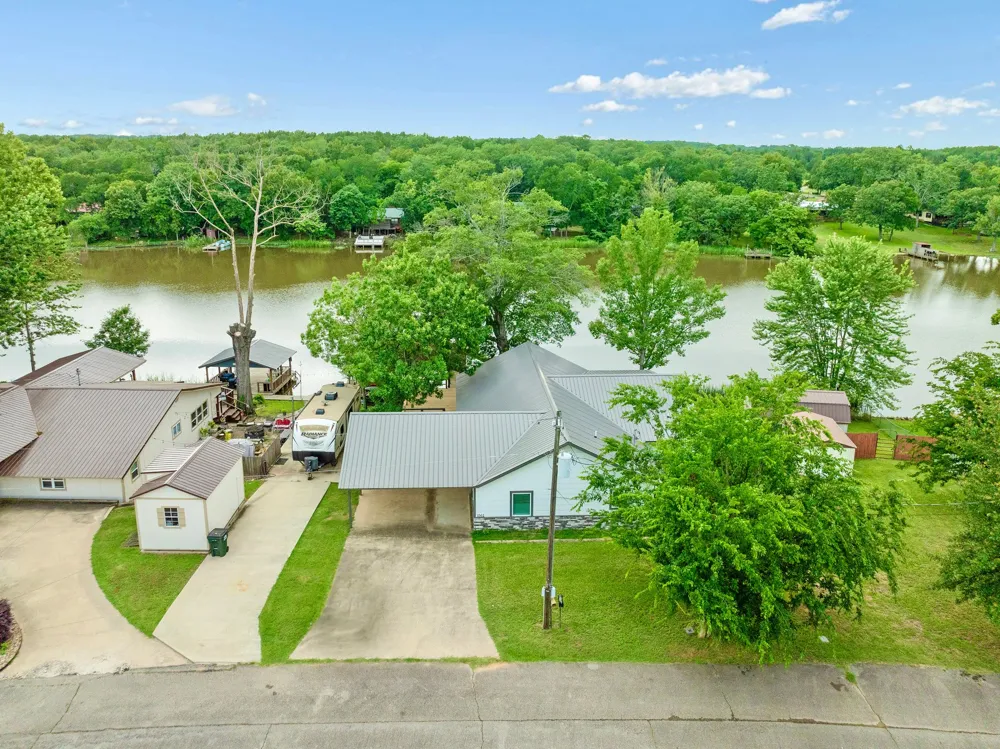 1205 Lakeside Drive Fort Towson, OK 74735