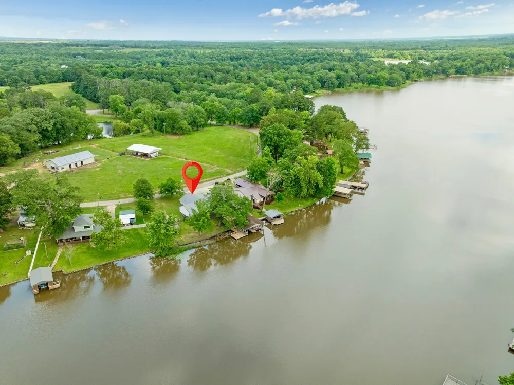1205 Lakeside Drive Fort Towson, OK 74735
