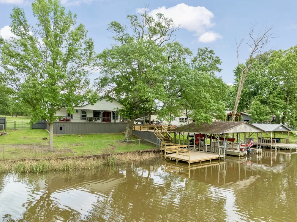 1205 Lakeside Drive Fort Towson, OK 74735