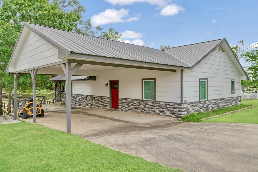 1205 Lakeside Drive Fort Towson, OK 74735