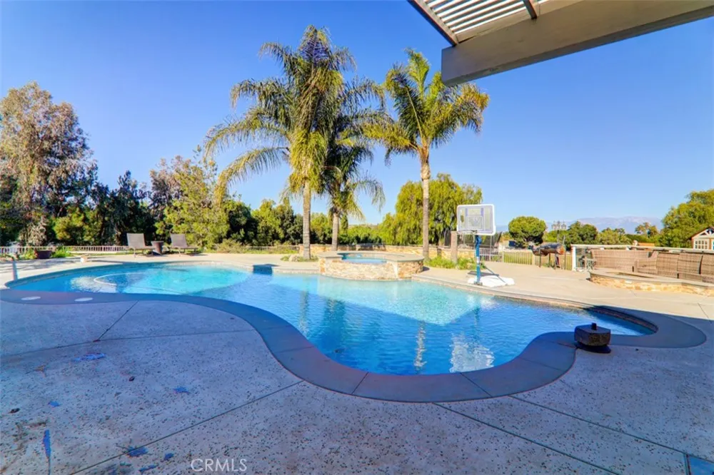 16950 Scottsdale Riverside, CA 92504