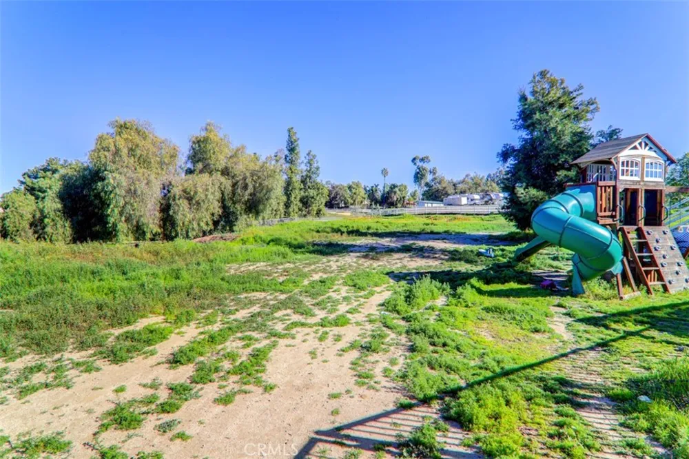 16950 Scottsdale Riverside, CA 92504