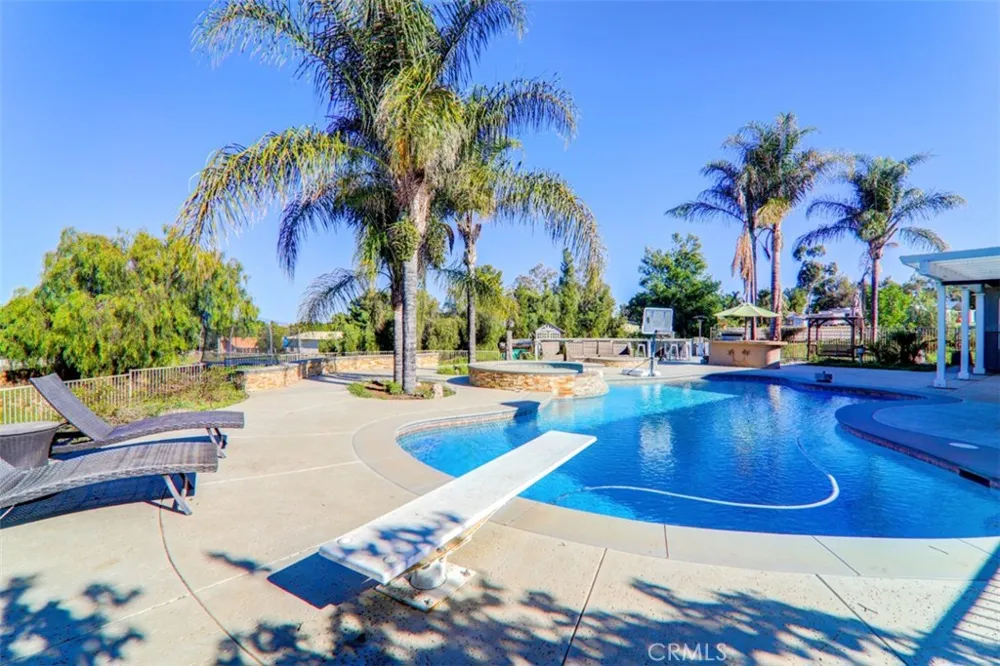 16950 Scottsdale Riverside, CA 92504