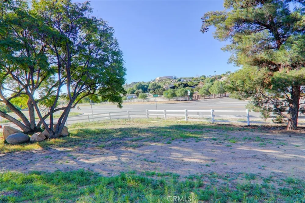 16950 Scottsdale Riverside, CA 92504