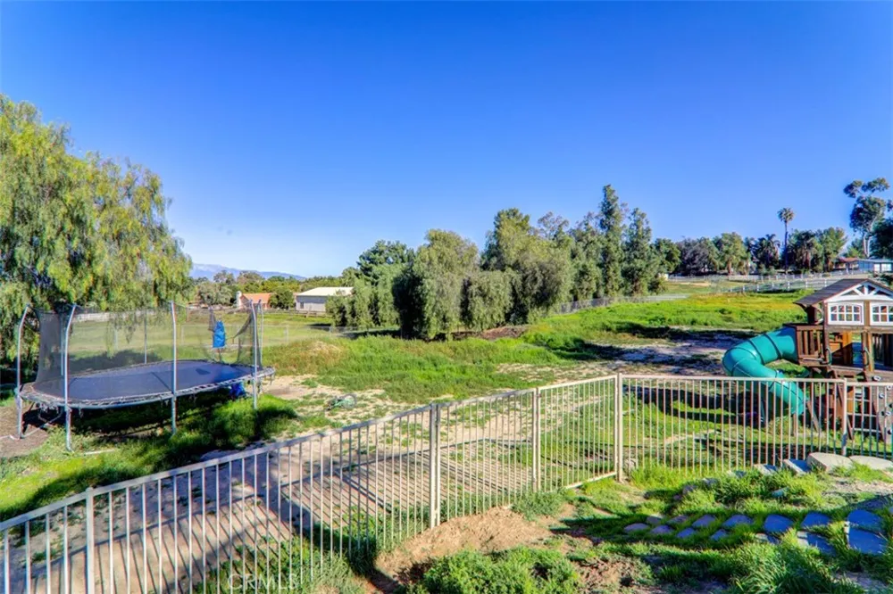16950 Scottsdale Riverside, CA 92504