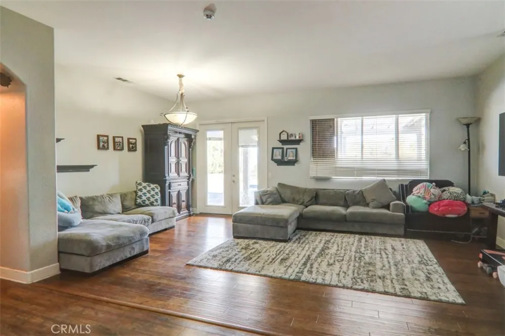 16950 Scottsdale Riverside, CA 92504