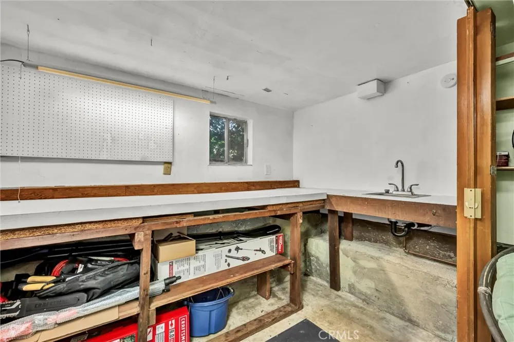18528 North Shore Drive Hidden Valley Lake, CA 95467