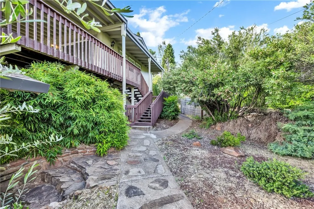 18528 North Shore Drive Hidden Valley Lake, CA 95467