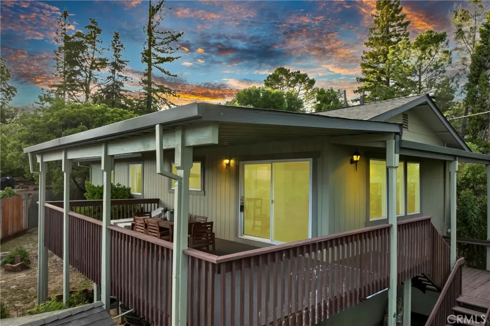 18528 North Shore Drive Hidden Valley Lake, CA 95467