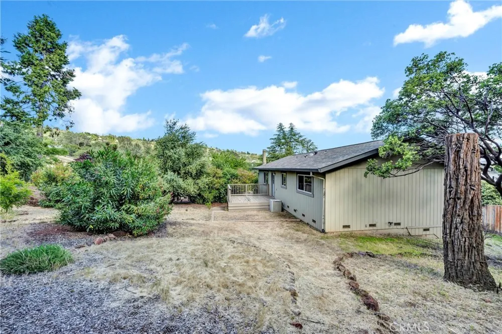 18528 North Shore Drive Hidden Valley Lake, CA 95467